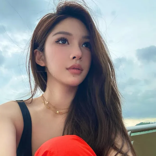 洛杉矶高端陪玩女Bryan