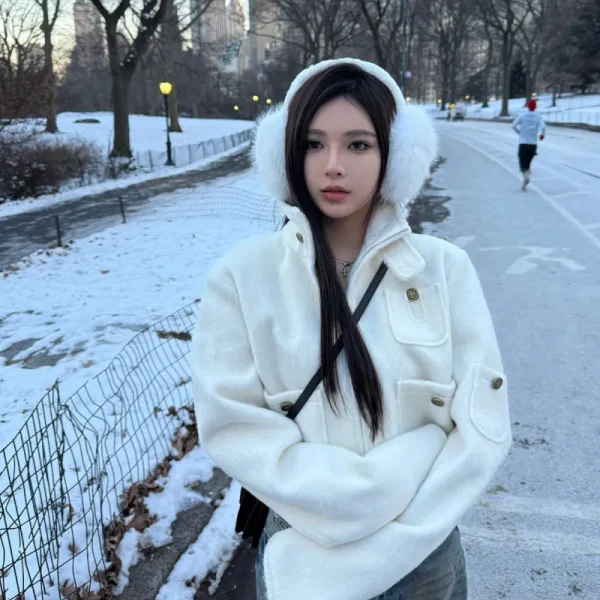 洛杉矶高端约炮女Bryan
