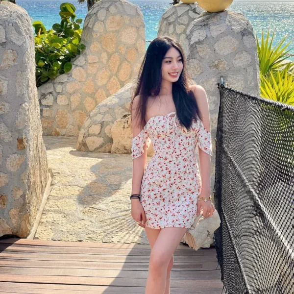西雅图高端陪玩女Luna