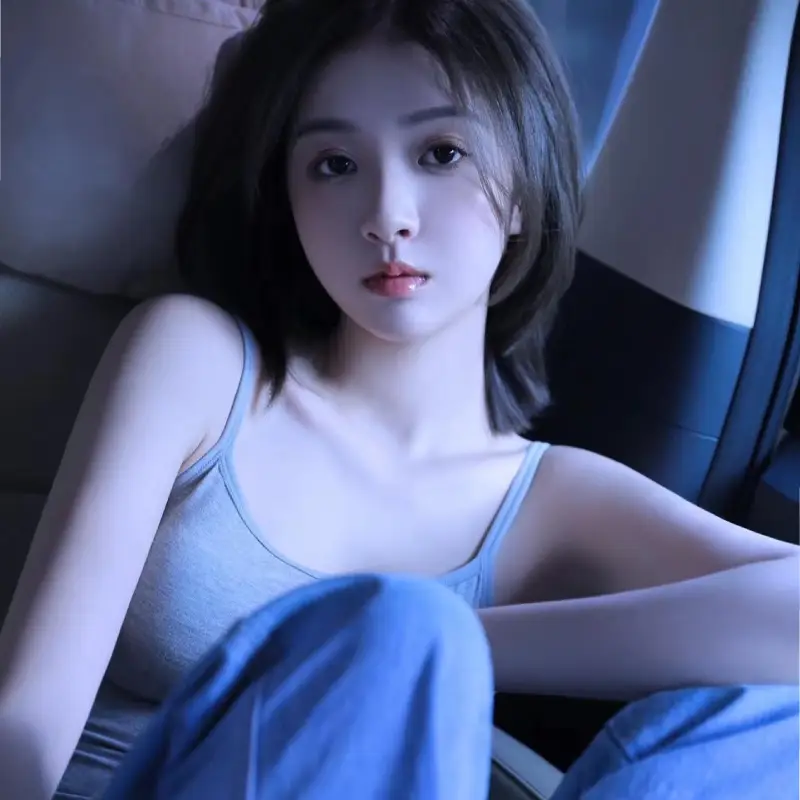 波士顿高端外围女Aisha