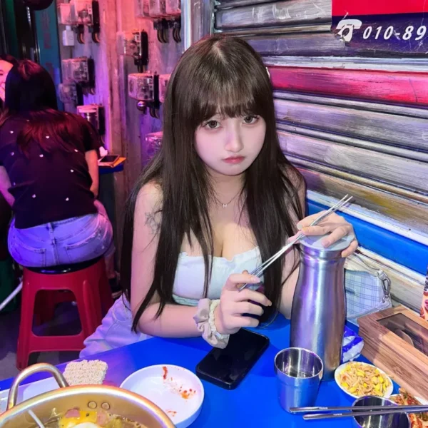 洛杉矶高端做爱女Amelia