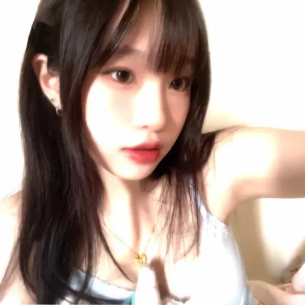 波士顿高端极品女Anaïs