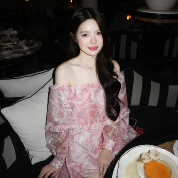 纽约高端包养女Bethany