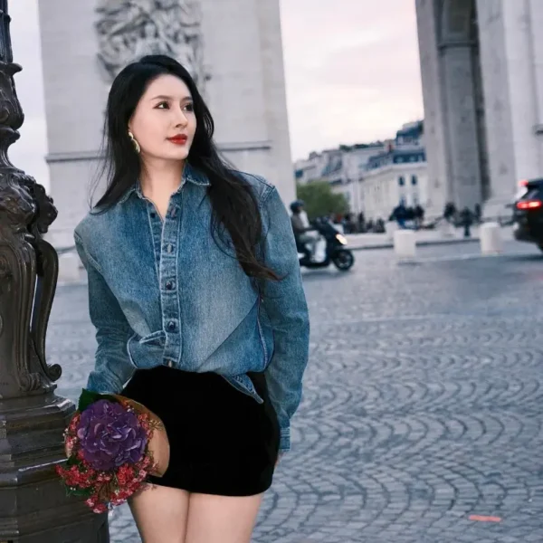 洛杉矶高端做爱女Brandi