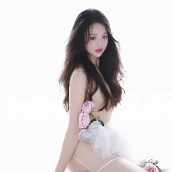 温哥华高端外围女Camila
