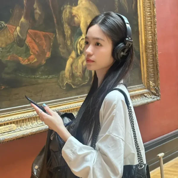 旧金山高端陪玩女Carmen