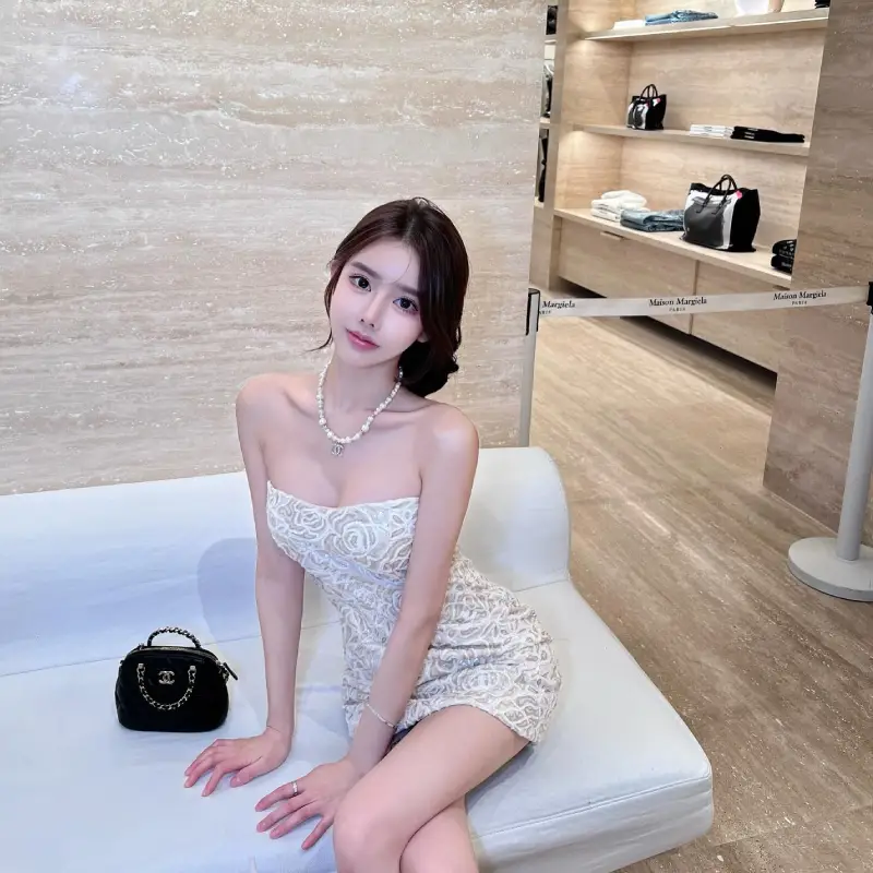纽约高端外围女Darlene