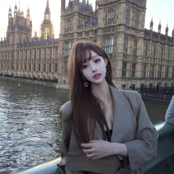 华盛顿高端包养女Denise