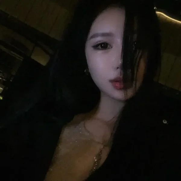 波士顿高端伴游女Drew