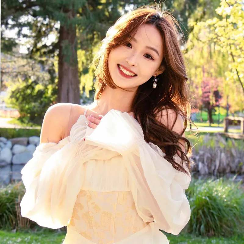 纽约高端外围女Ella