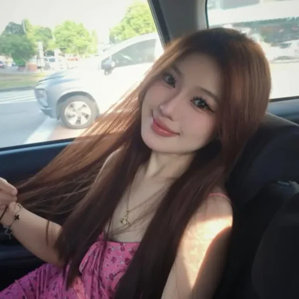 旧金山高端外围女Sophia