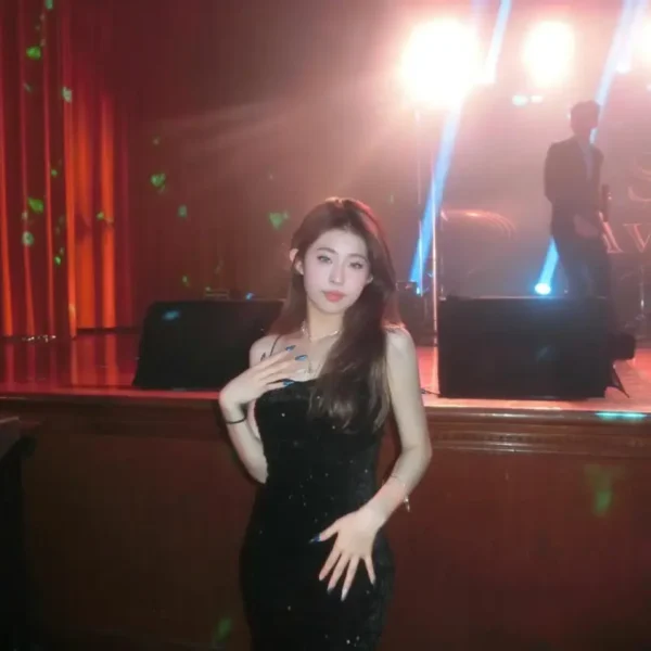 休斯顿高端学生女Léa