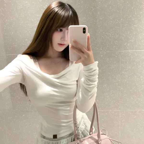 芝加哥高端伴游女Letícia
