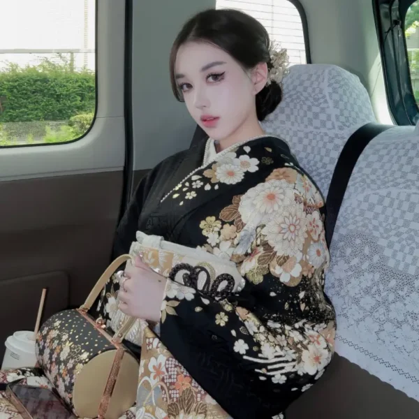 纽约高端包养女Mariana