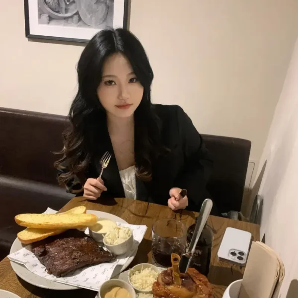 纽约高端伴游女Sofia