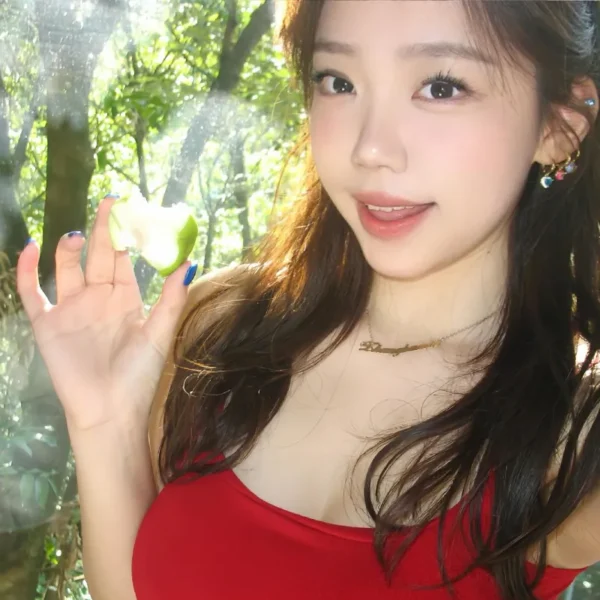 纽约高端一夜情女berly