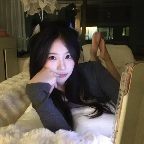 纽约高端外围女曼曼