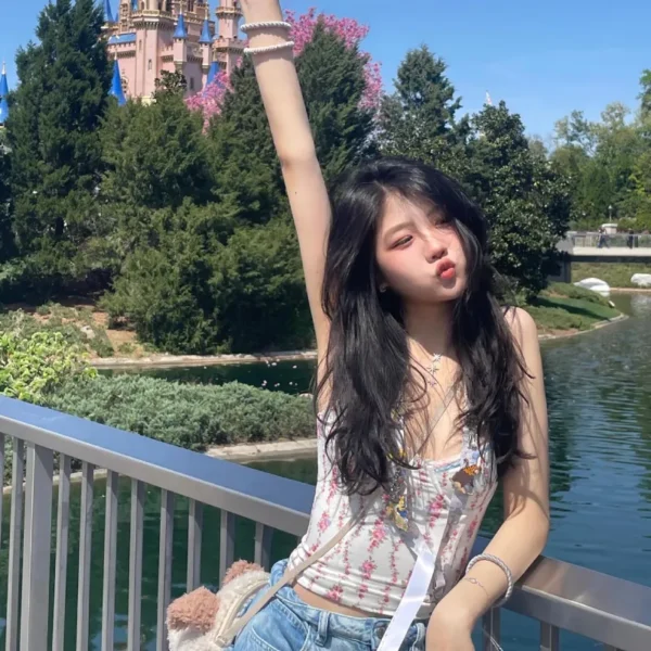 旧金山高端包养女逗逗