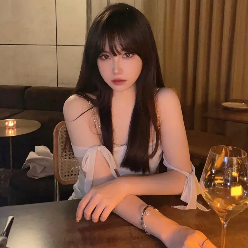 纽约高端外围女Clair