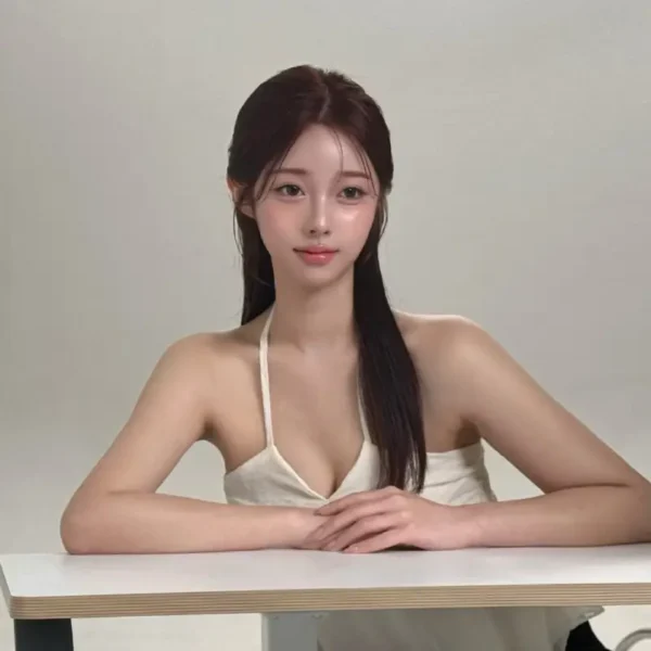 洛杉矶高端包养女Jocelyn