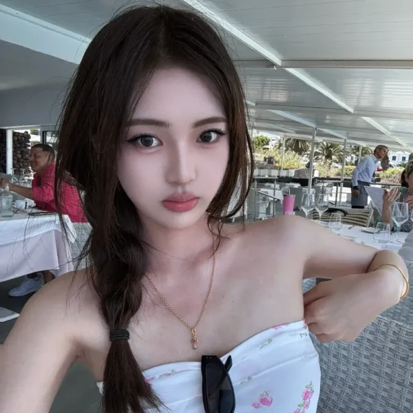 多伦多高端外围女Kamila
