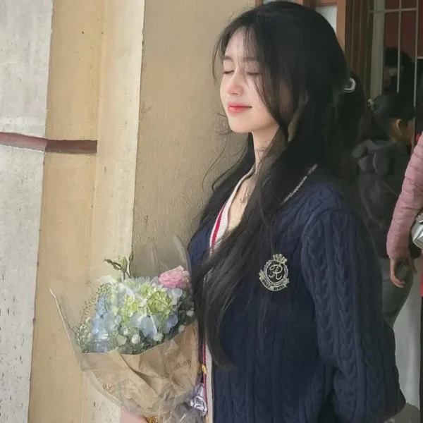 旧金山高端陪玩女Paris