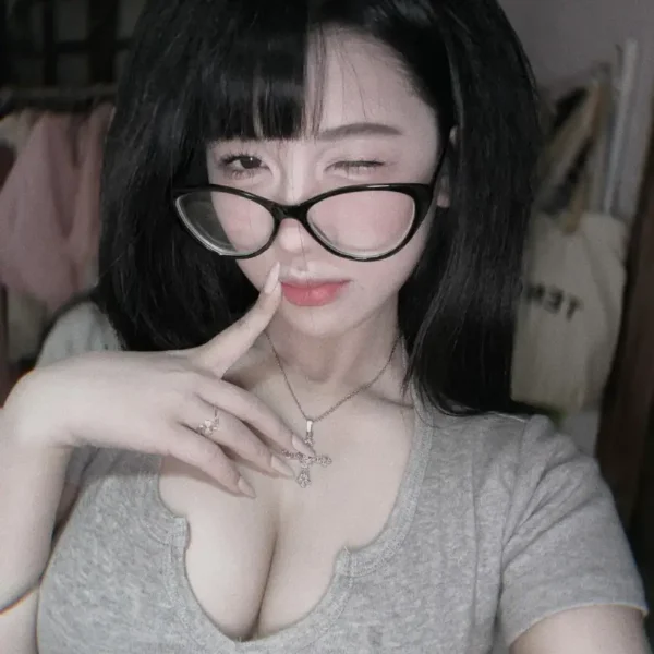 洛杉矶高端伴游女Paula