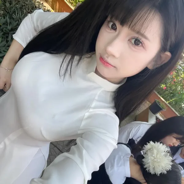 洛杉矶高端约炮女Paula