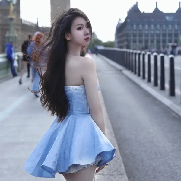 洛杉矶高端做爱女Reese