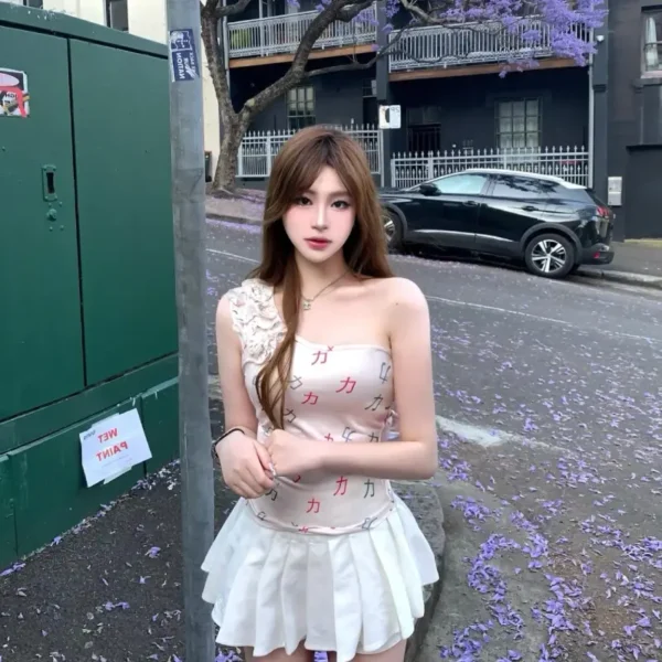 迈阿密高端约炮女Tanya