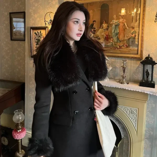 温哥华高端伴游女Veronica