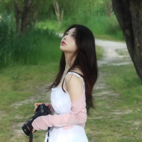 迈阿密高端清纯女Vivienne