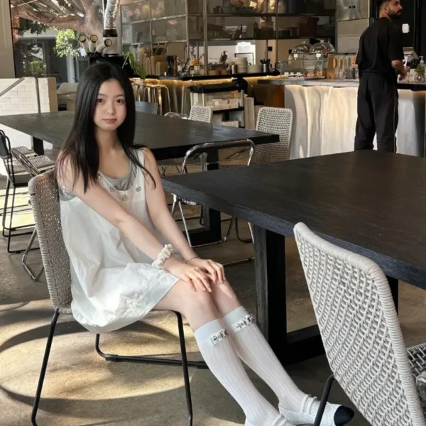 纽约高端包养女Winnie