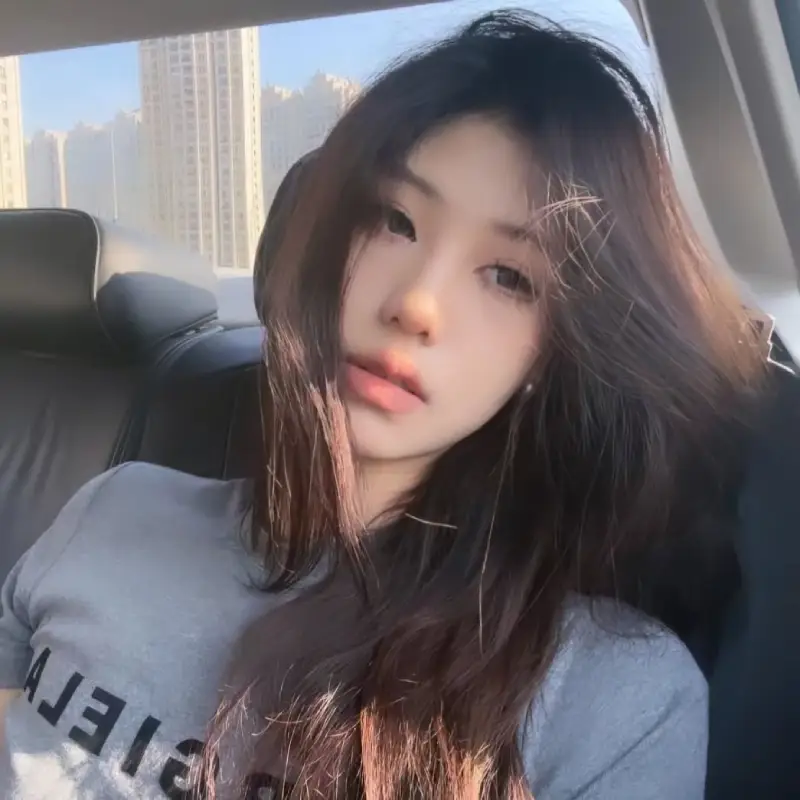 温哥华高端外围女Marina