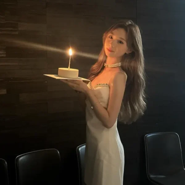 西雅图高端包养女Emily