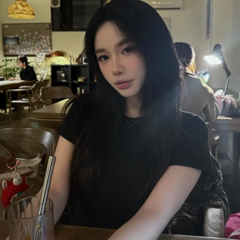 纽约高端外围女Megan