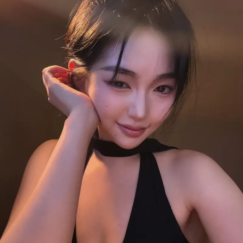 圣地亚哥高端外围女Naomi