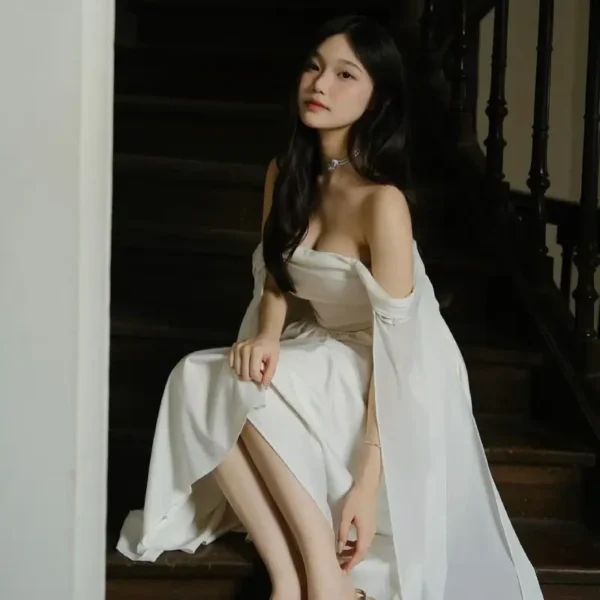 洛杉矶高端陪玩女Pearl