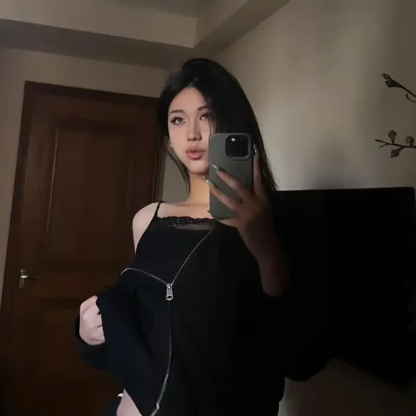 温哥华高端陪玩女Marina