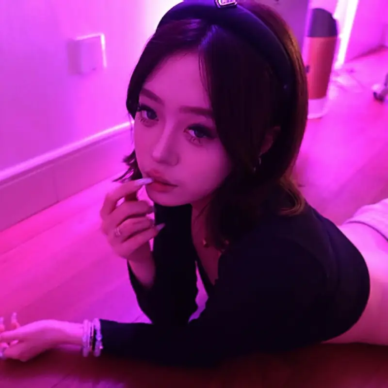 西雅图高端外围女Ursula