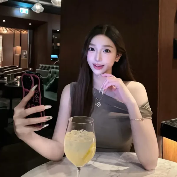 圣地亚哥高端约炮女Trinity