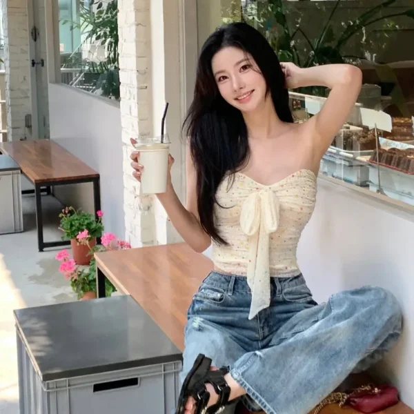 温哥华高端伴游女Shirley
