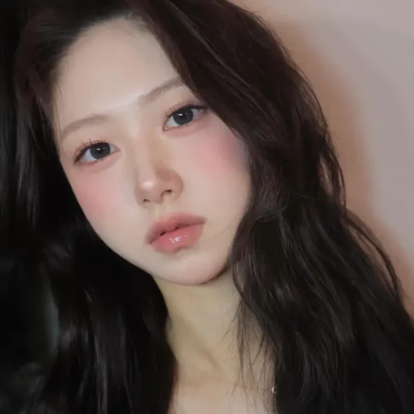 洛杉矶高端包养女Carla