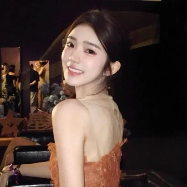 波士顿高端一夜情女Clarity