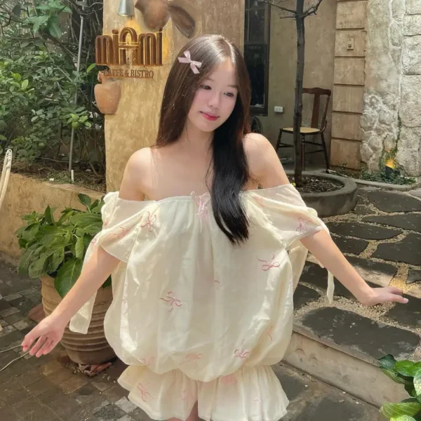 芝加哥高端包养女Jewelie