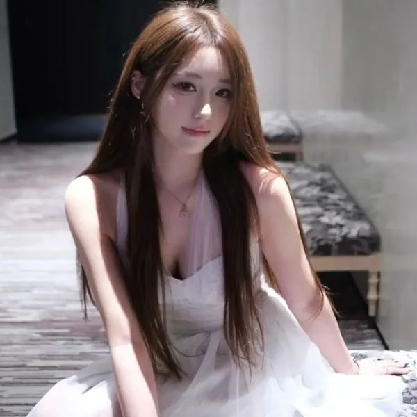 圣地亚哥玉女外围Frost