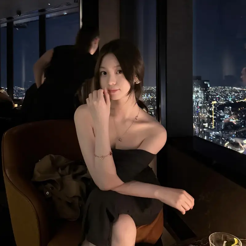 圣地亚哥高端外围女Karina