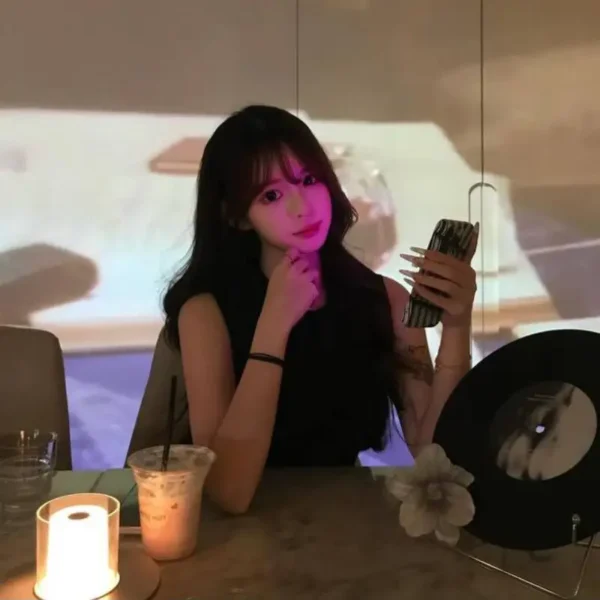 温哥华高端包养女Sage