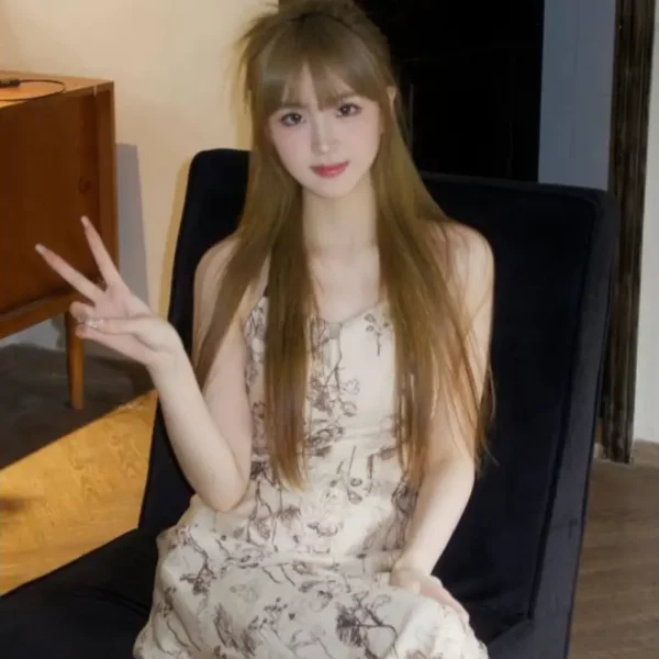 洛杉矶高端包养女Maple