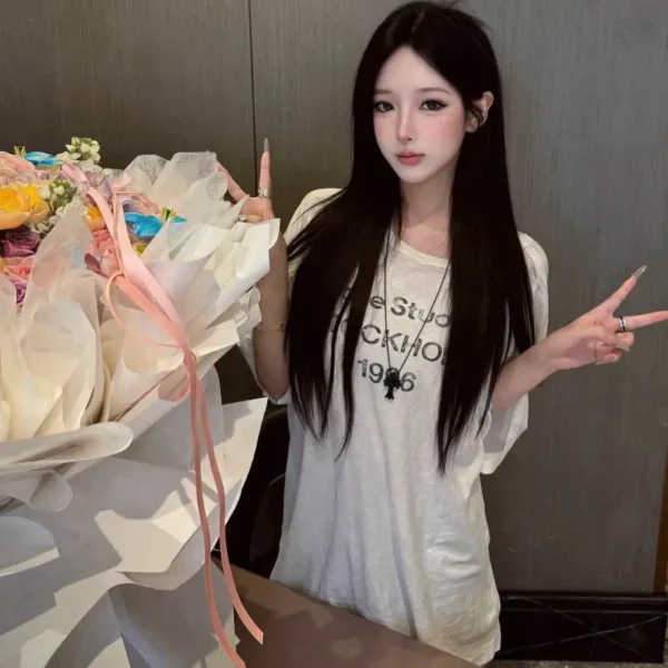 洛杉矶高端包养女Amara
